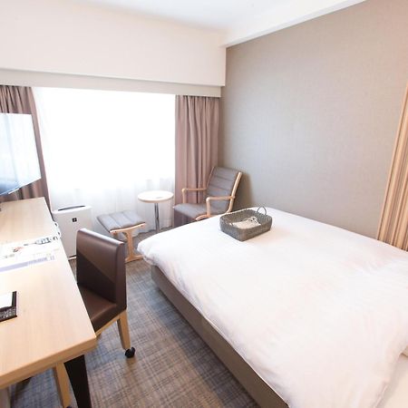 Toyama Chitetsu Hotel Bagian luar foto