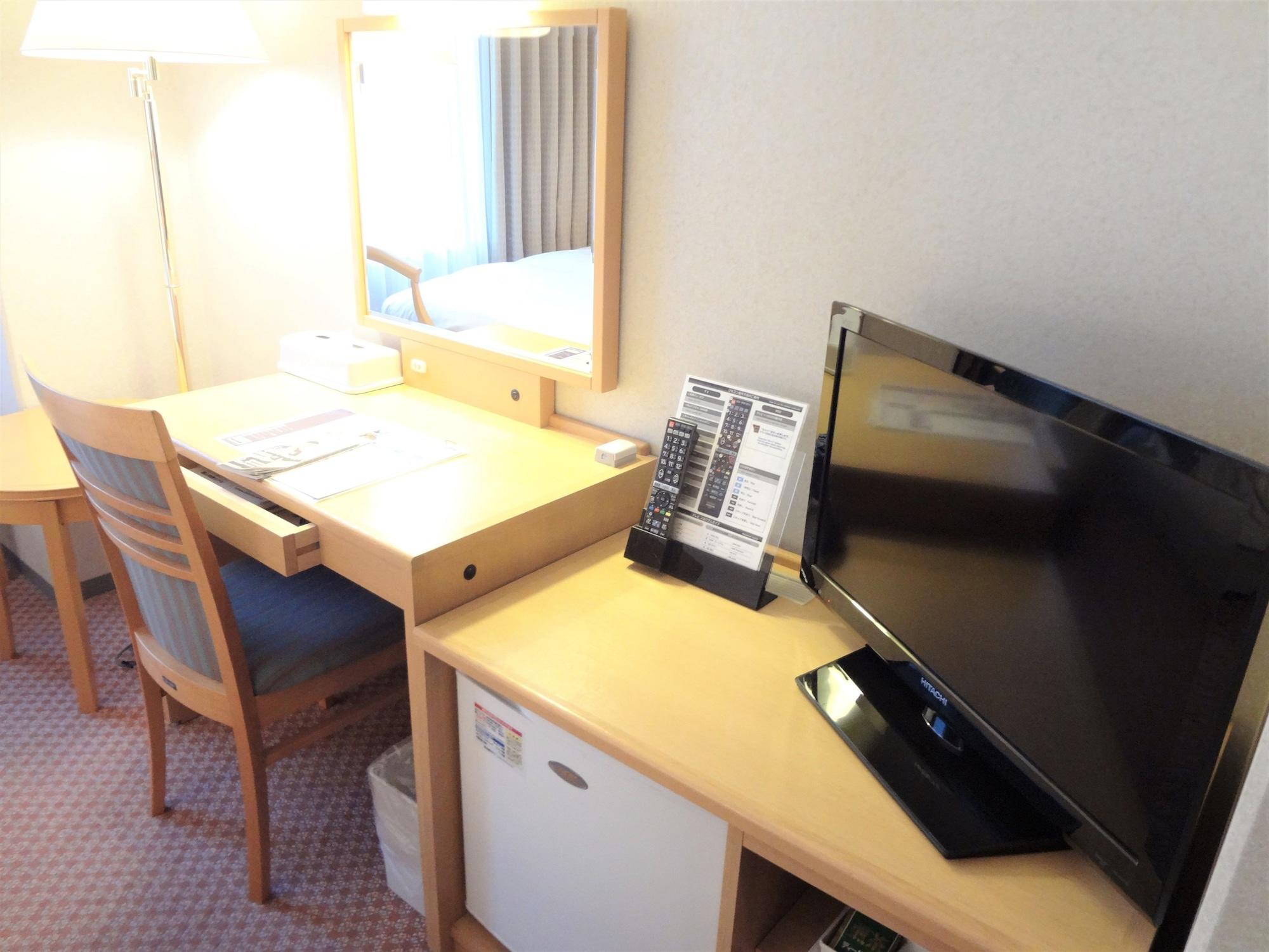 Toyama Chitetsu Hotel Bagian luar foto