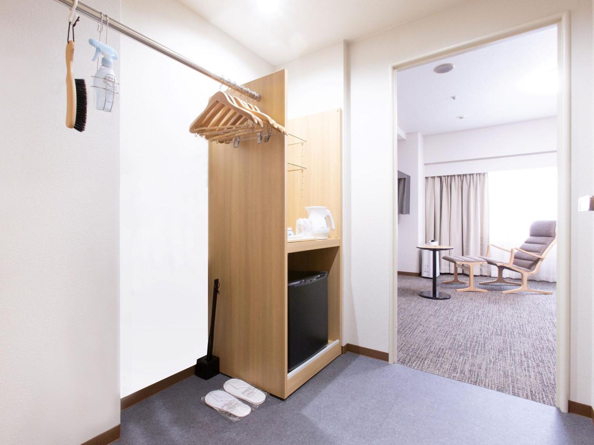 Toyama Chitetsu Hotel Bagian luar foto