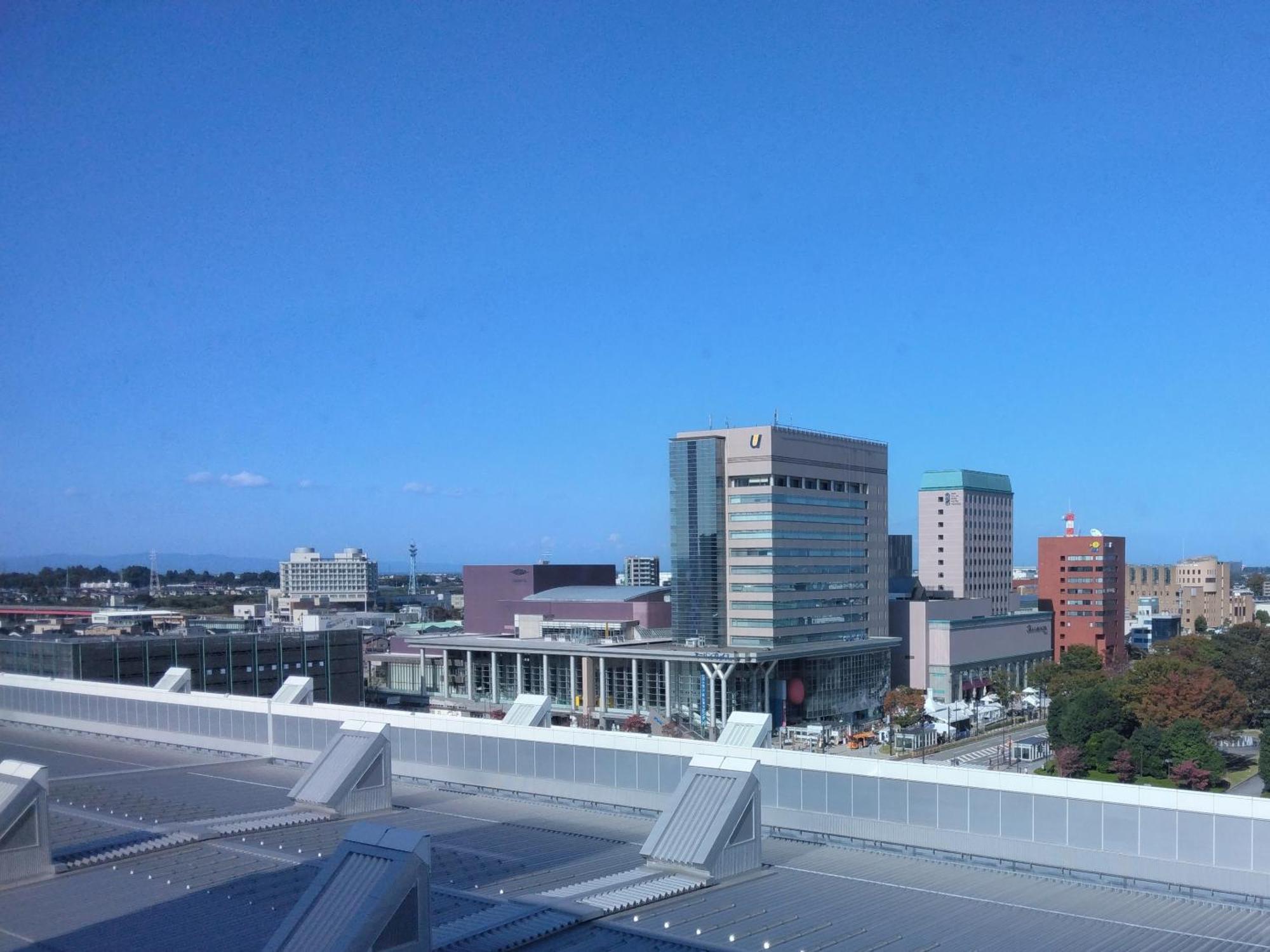 Toyama Chitetsu Hotel Bagian luar foto